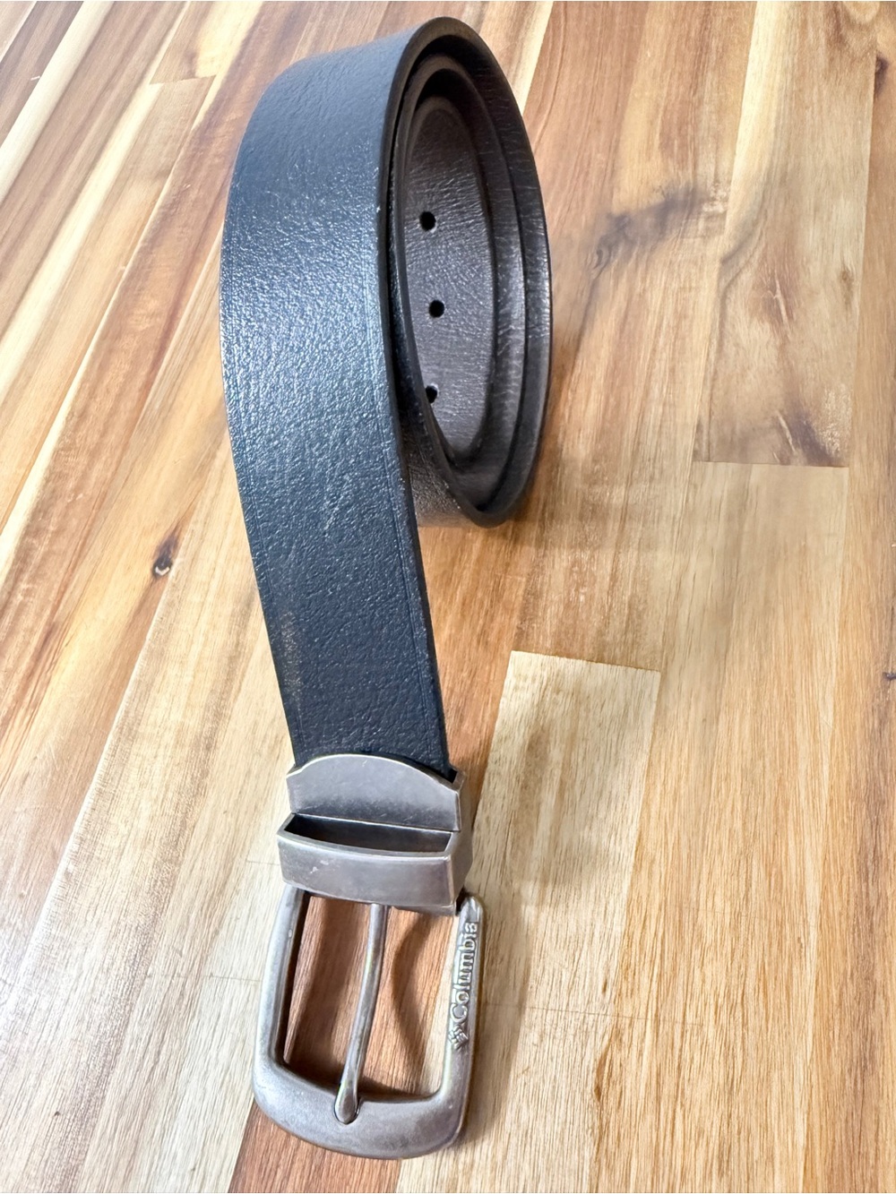 Columbia Men's Black Belt with Antique Silver Buckle Small (30-32)